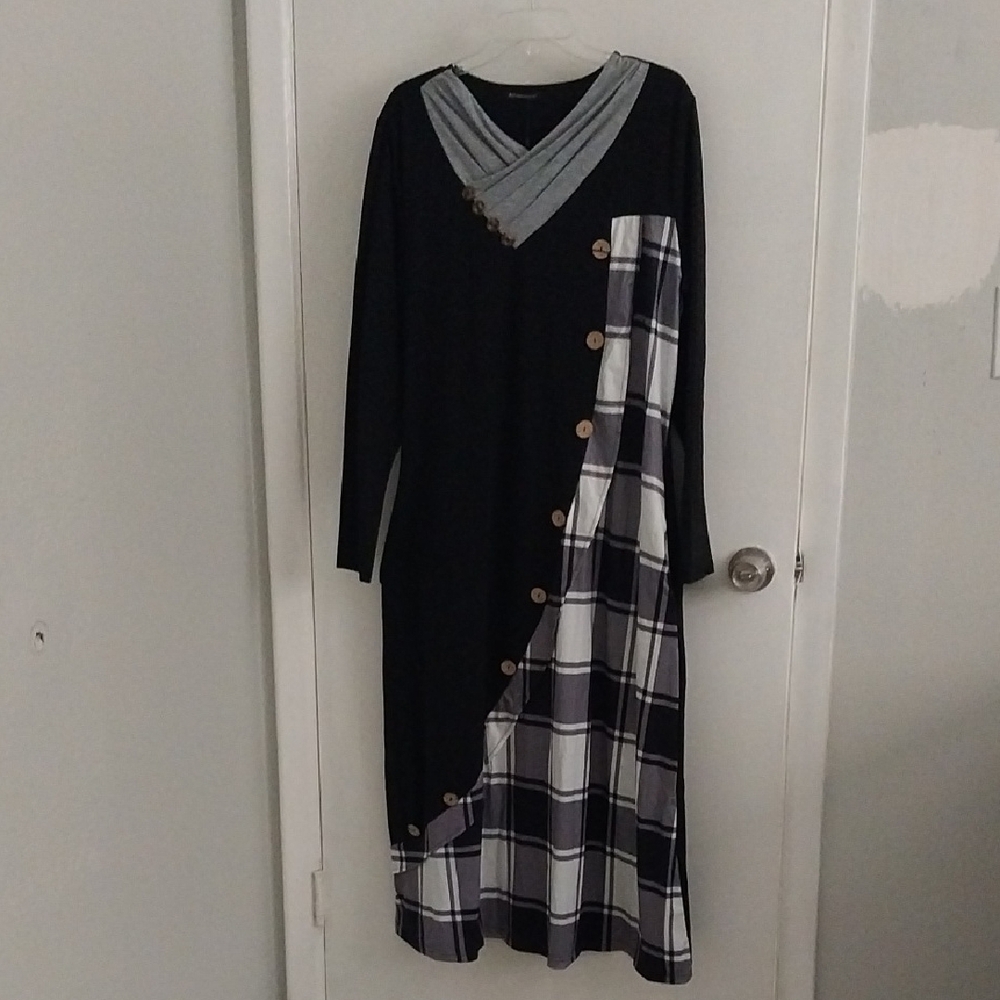 Black and White Asymmetrical High-Low V-Neck Dress